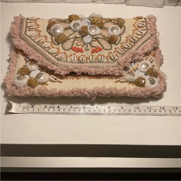 Francesca's Sea Shell Beaded Clutch Purse NWT - Picture 10 of 12